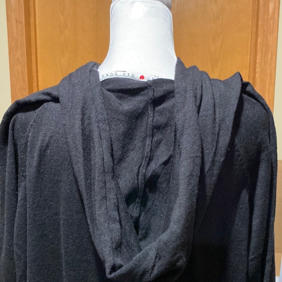 NWT XL Rae Dunn Love hooded sweater - Picture 5 of 8